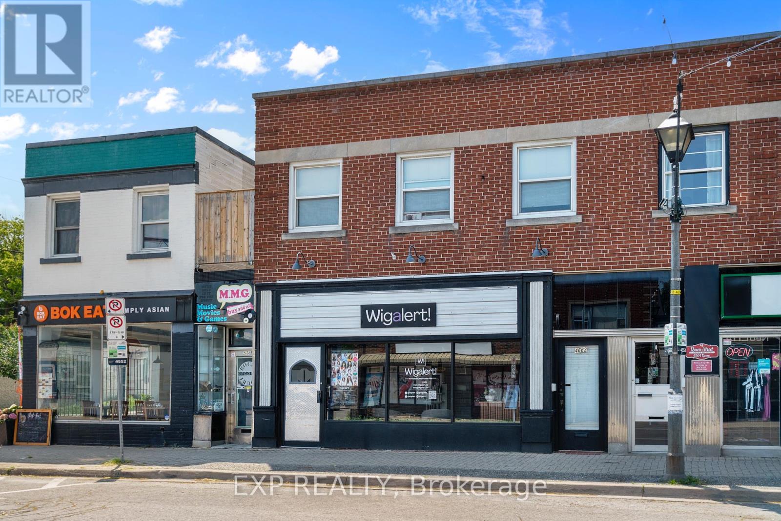 4660 Queen Street Property Photo 3