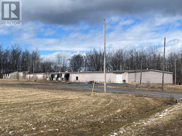 405 Tollgate Road E Property Photo 2