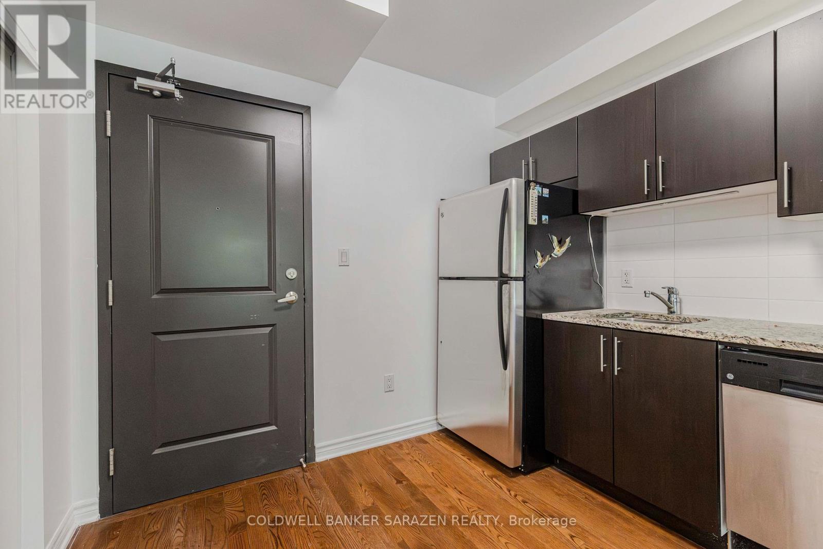 218 - 429 Kent Street Property Photo 12