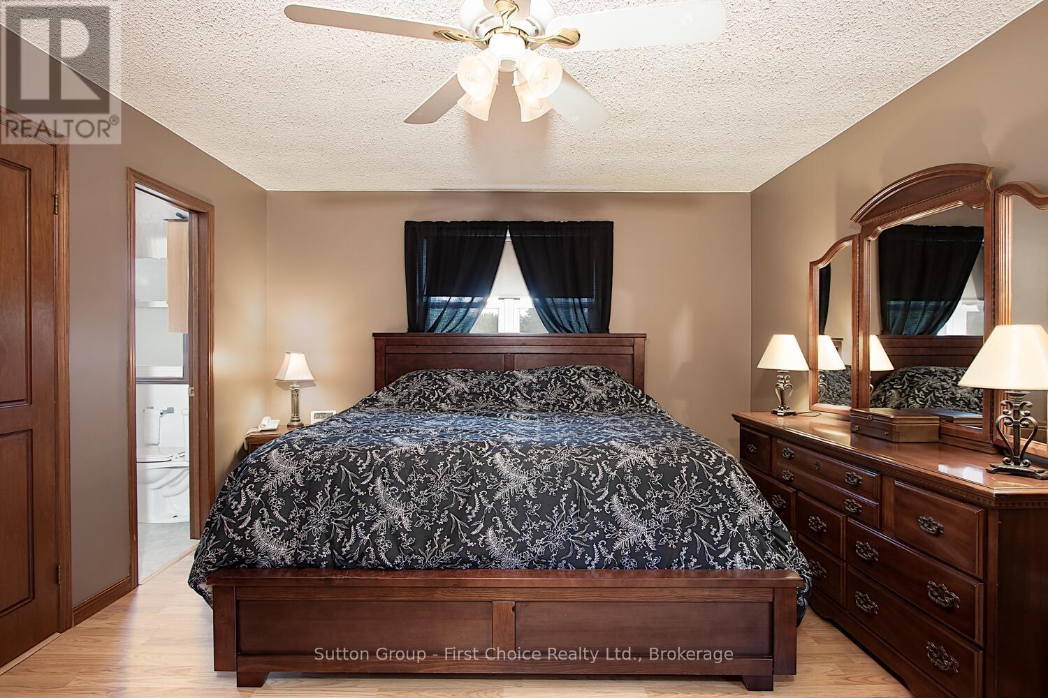 4005 Frederick Street Property Photo 23