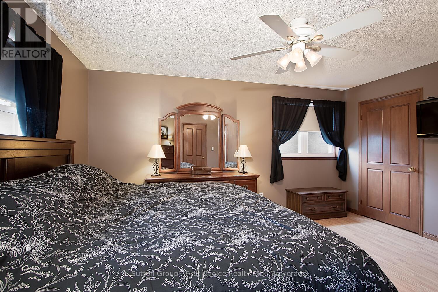 4005 Frederick Street Property Photo 24
