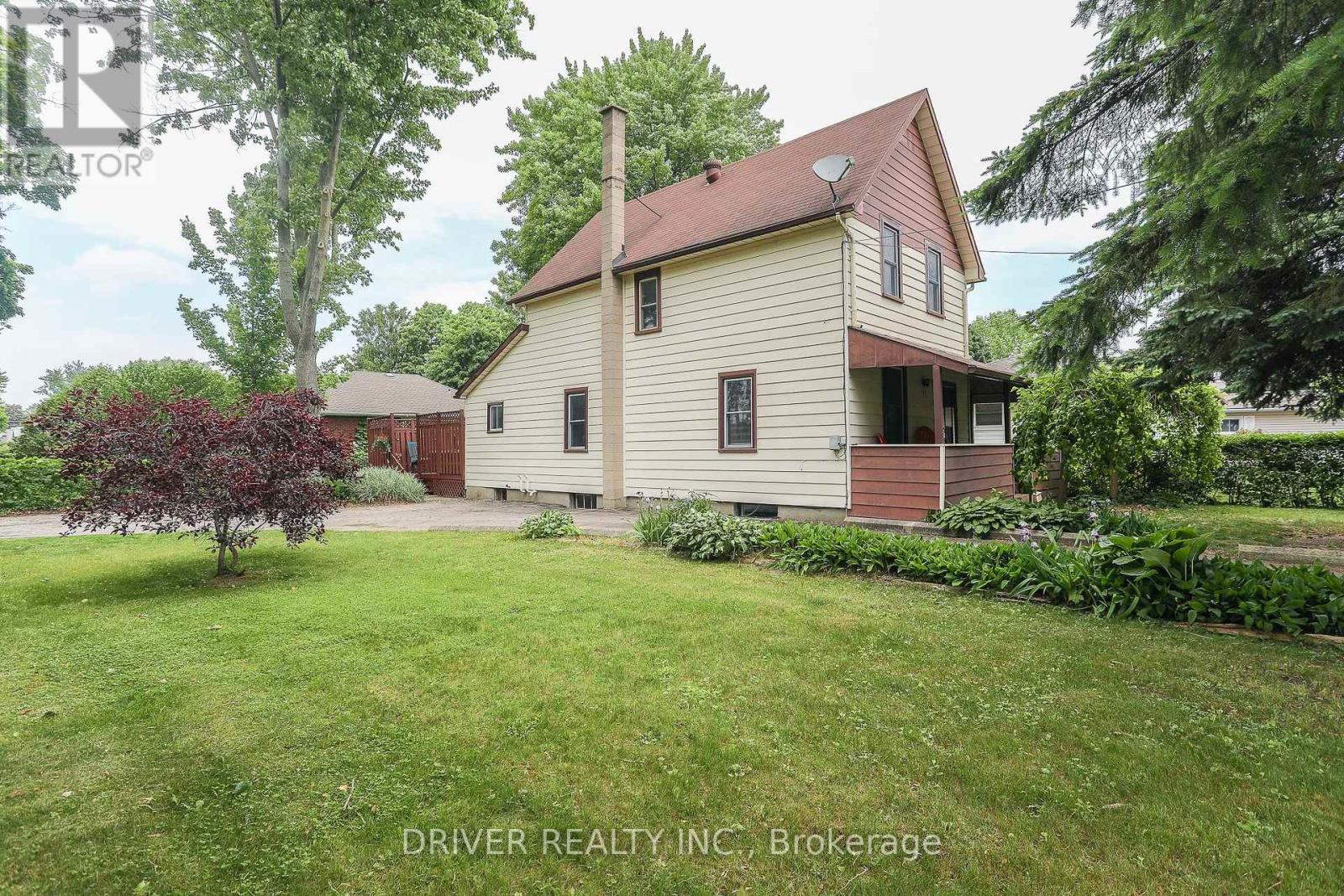 165 South Street W Property Photo 1