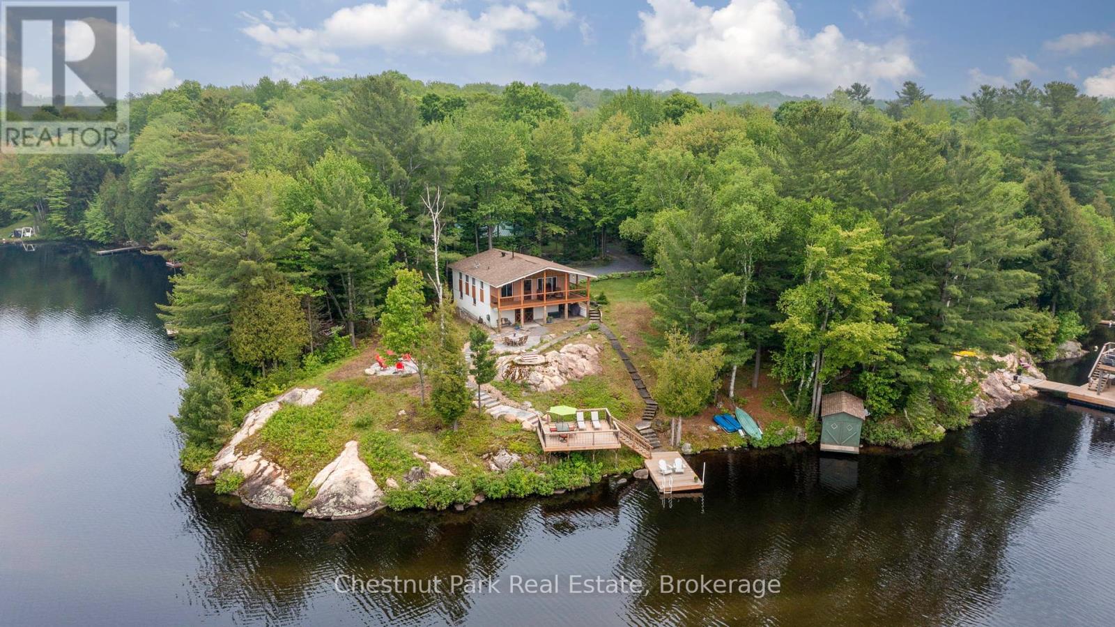 4 Mallard Ln Property Photo 1