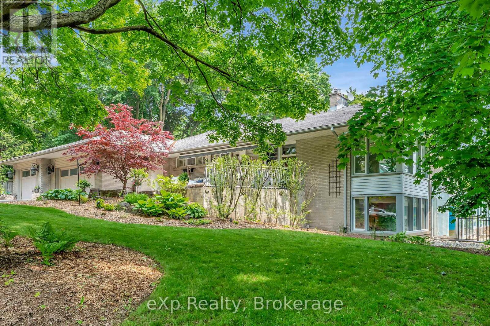 5 Orchard Crescent Property Photo 3