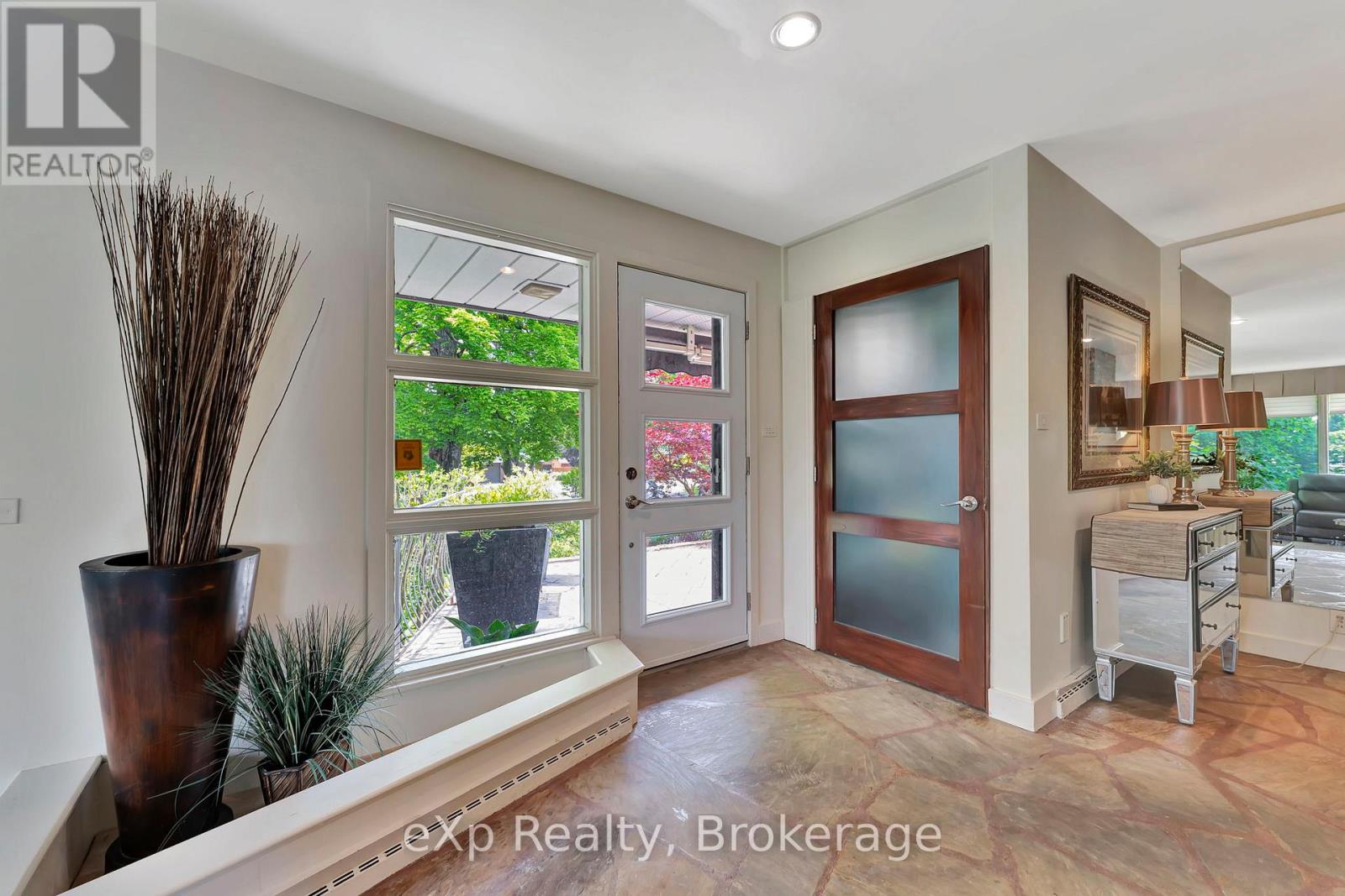 5 Orchard Crescent Property Photo 6