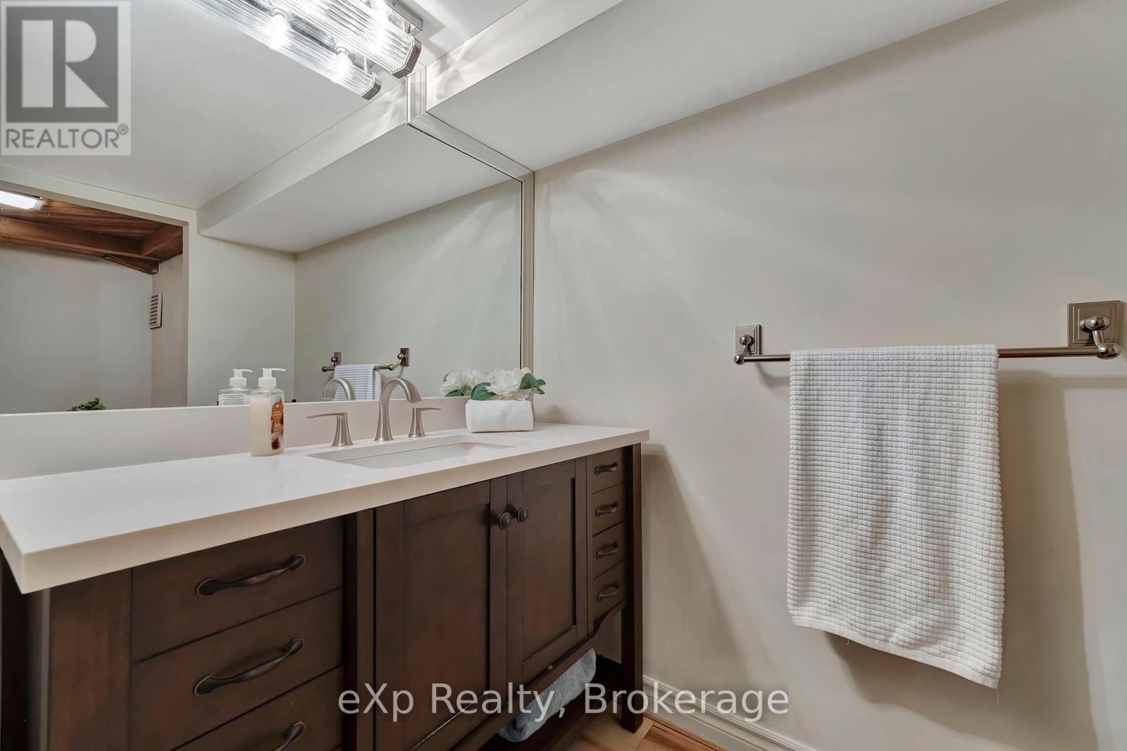 5 Orchard Crescent Property Photo 34