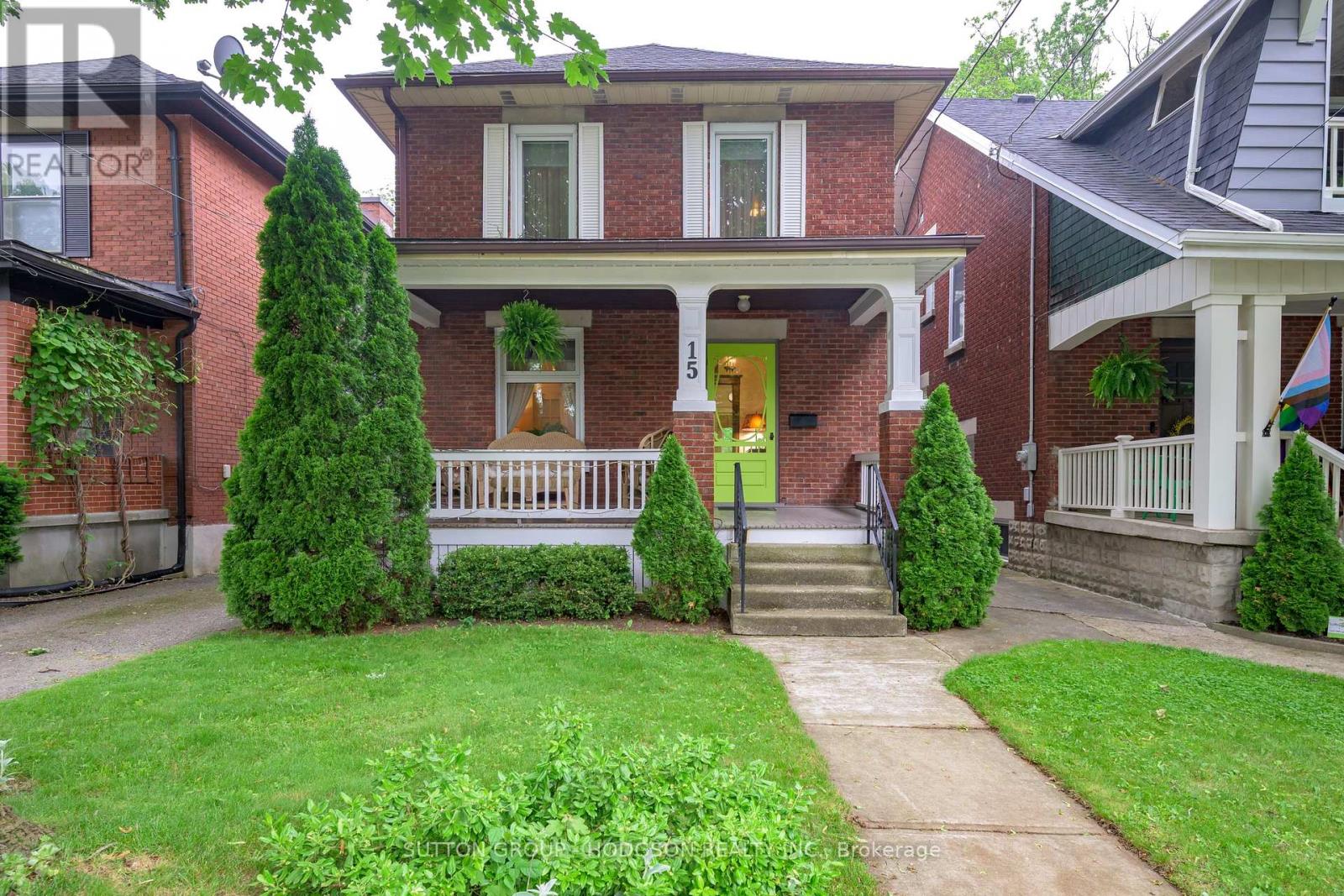 15 CATHCART STREET Property Photo 1