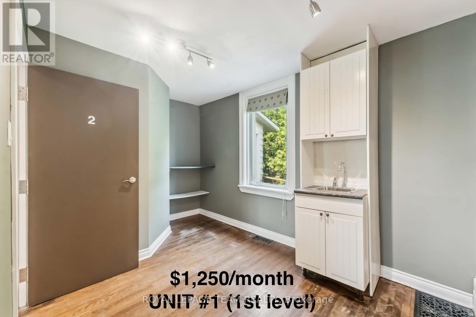 1 - 1538 Stittsville Main Street Property Photo 7