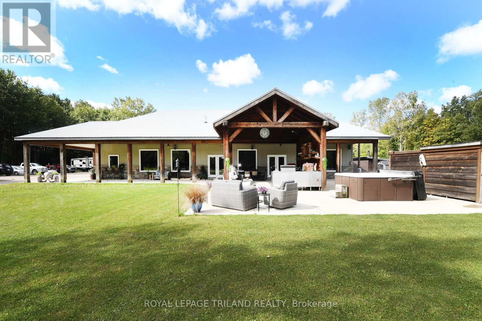 7264 Ridge Road Property Photo 1