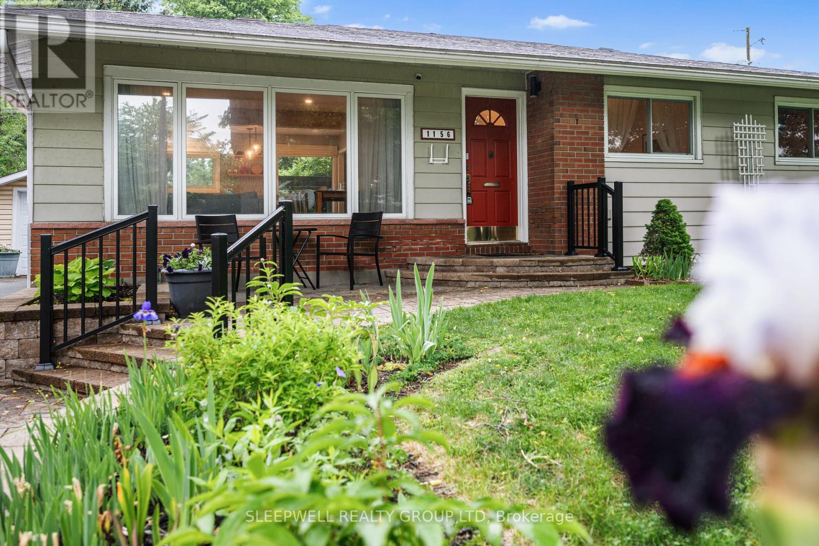 1156 MAYBANK STREET Property Photo 1