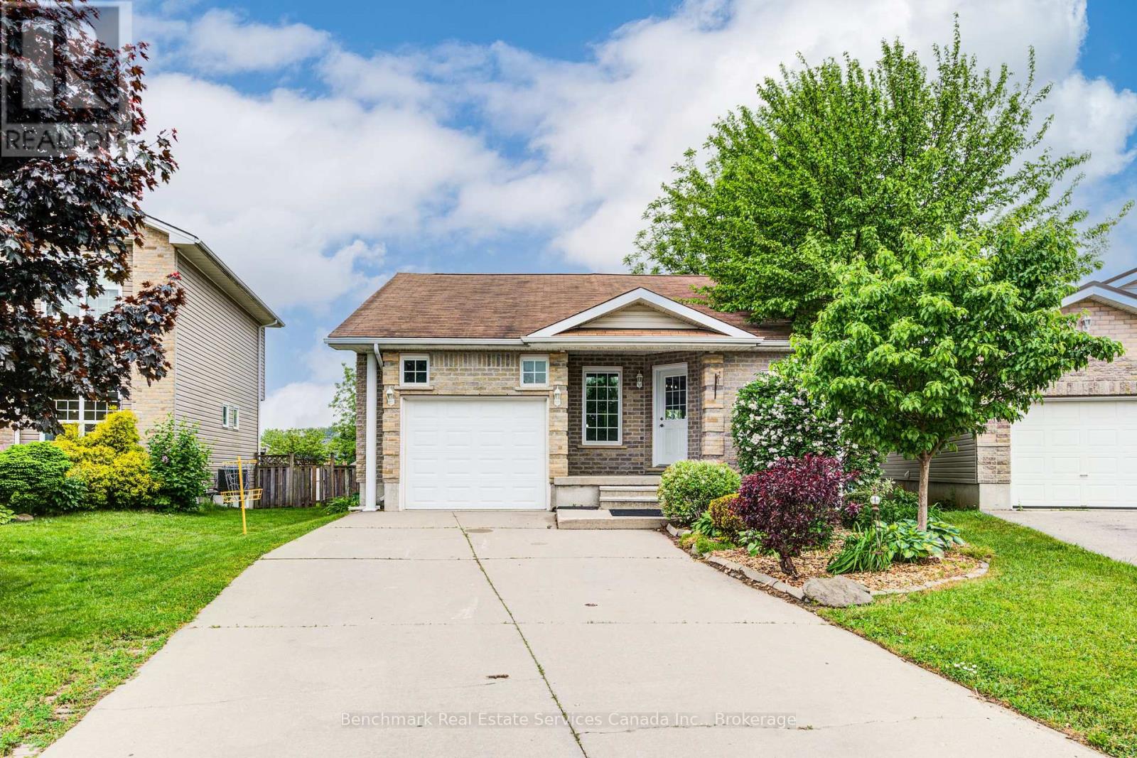 10 Tara Court Property Photo 1