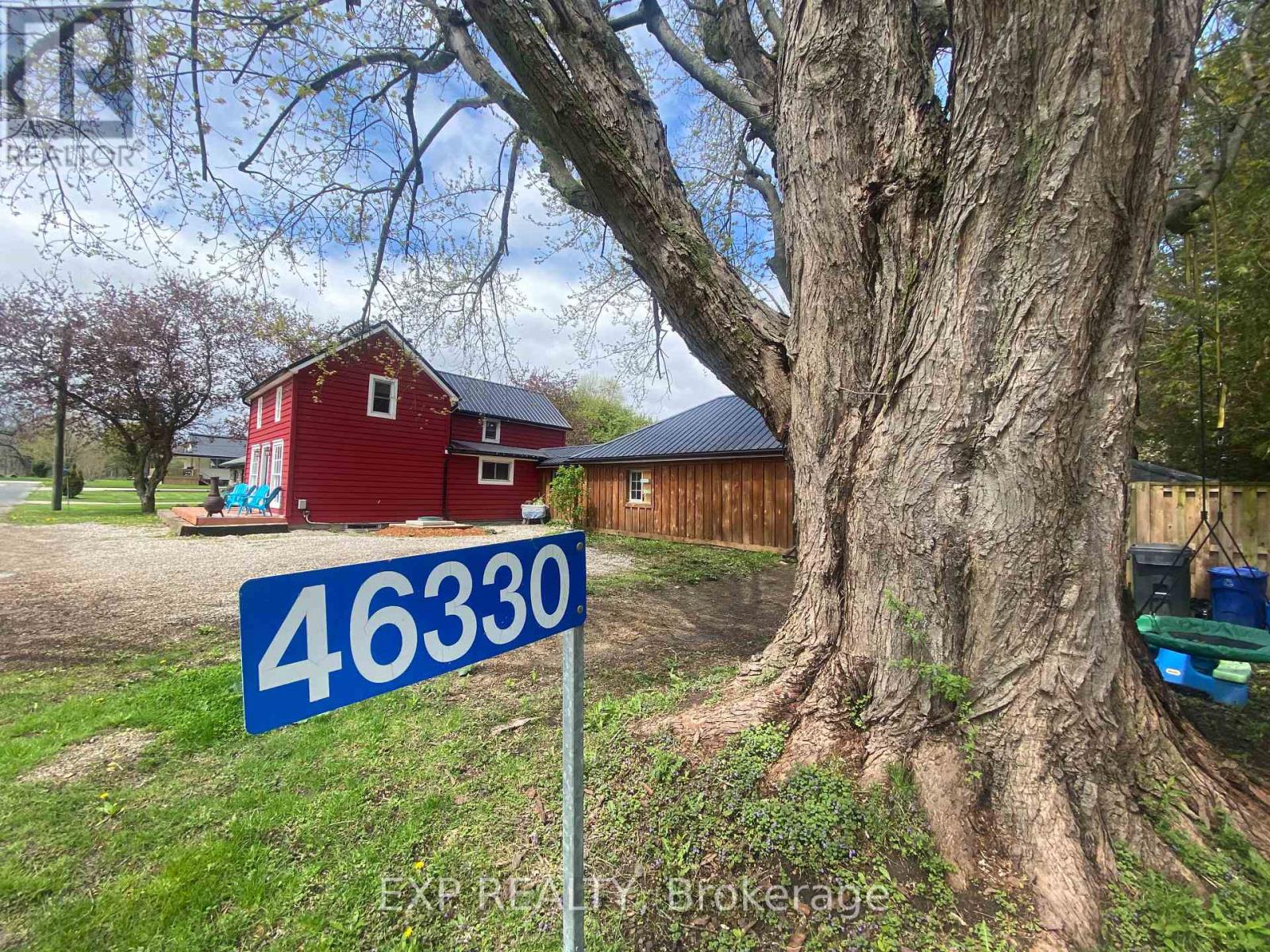 46330 South Street Property Photo 1