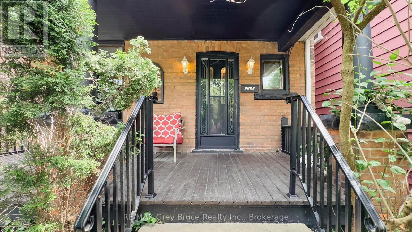 1155 3RD AVENUE W Property Photo 1