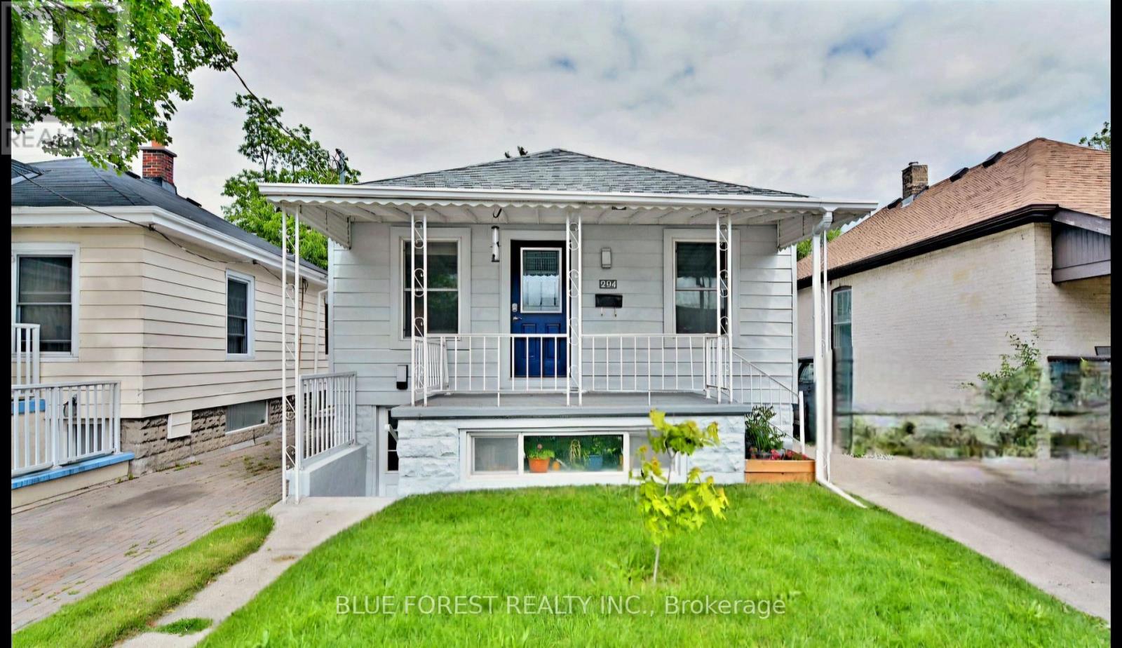294 WHARNCLIFFE ROAD S Property Photo 1