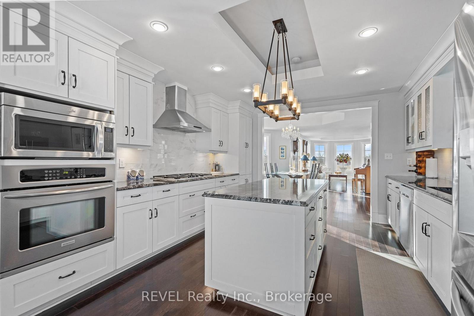 2378 North Shore Drive Property Photo 10