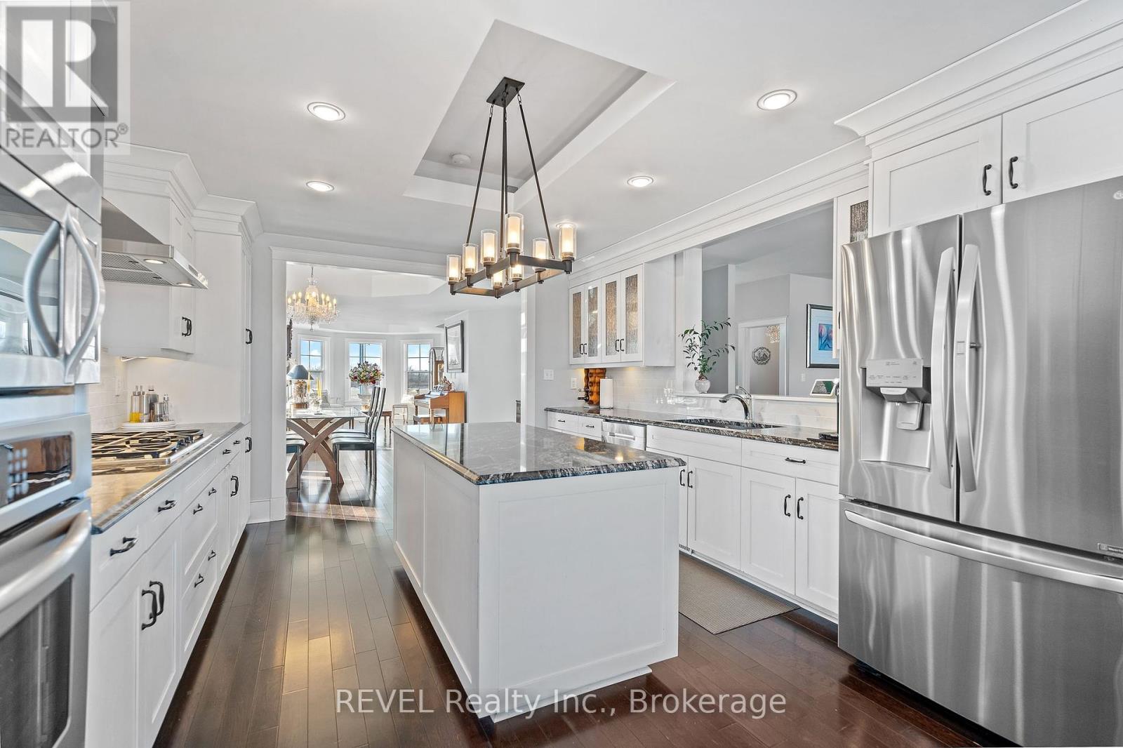 2378 North Shore Drive Property Photo 11