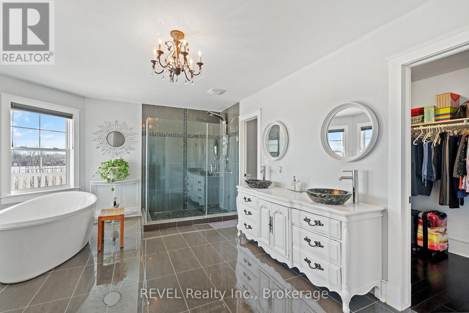 2378 North Shore Drive Property Photo 27