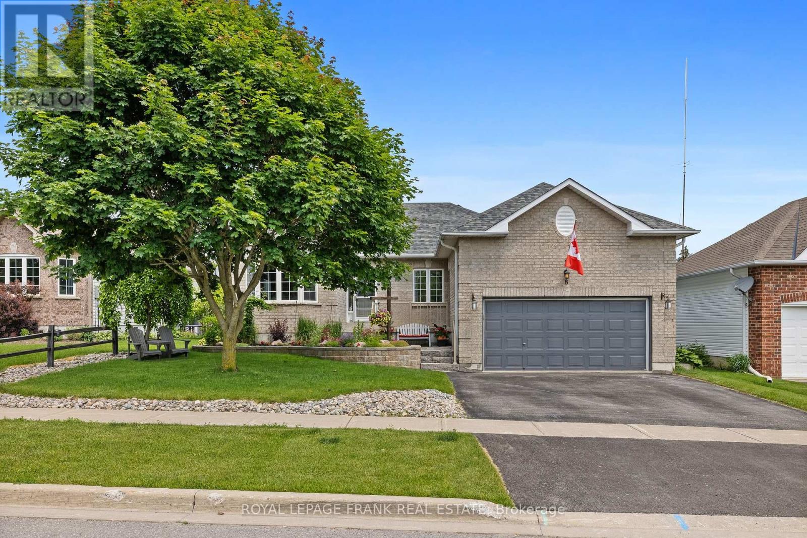 8 Brookside Street Property Photo 1