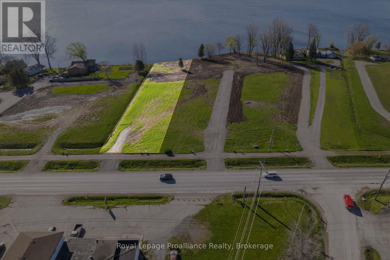 Lot 4 39m968 22591 Loyalist Parkway Photo de la propriété 1