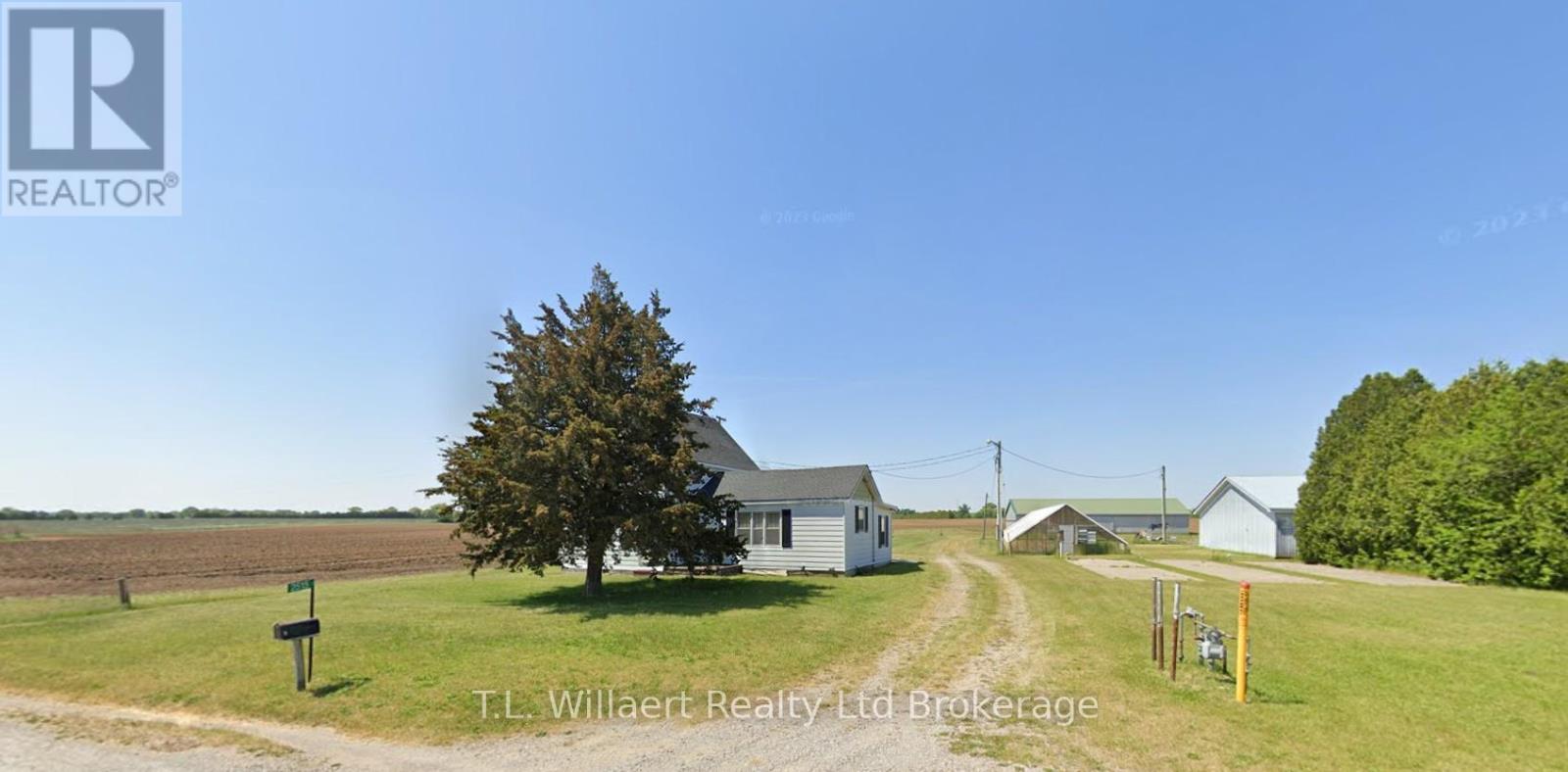 2515 1ST CONC RD STR ROAD Property Photo 1