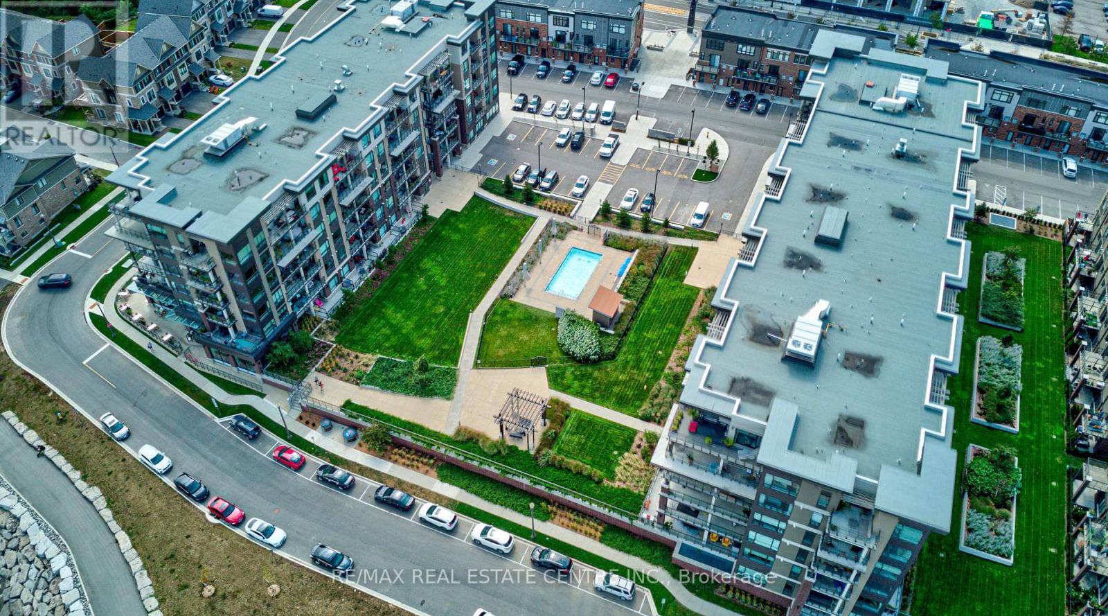 407-409 Main Street W Property Photo 15