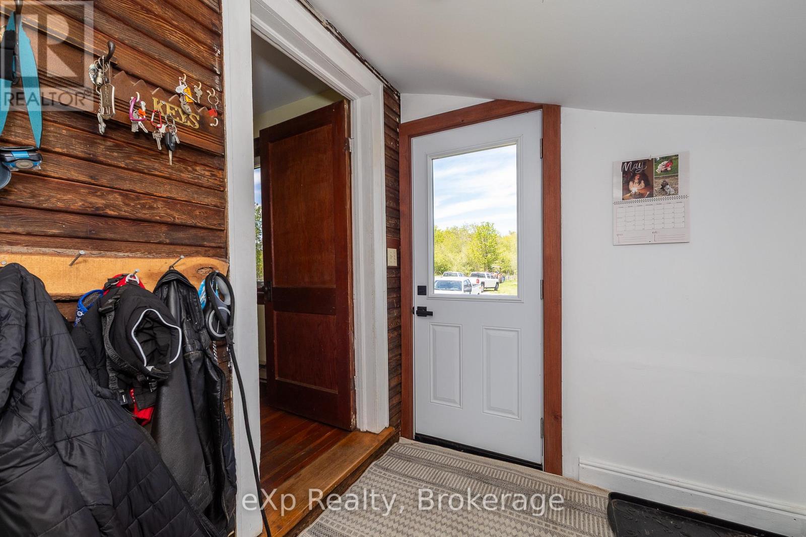 58111 12th Line Property Photo 23