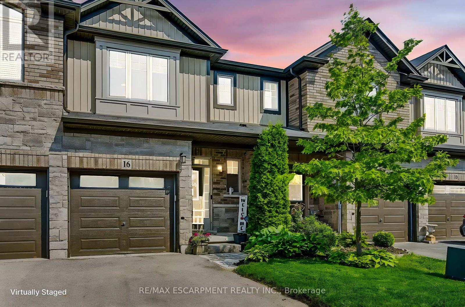 16 - 247 Festival Way Property Photo 1