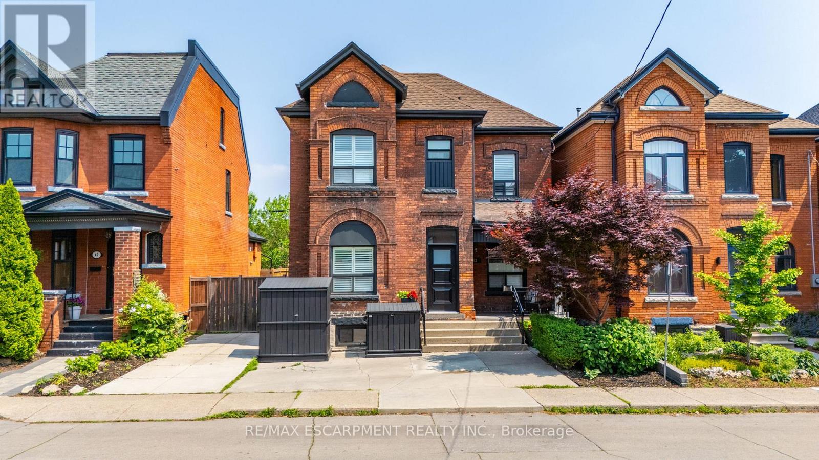 53 Murray Street E Property Photo 1