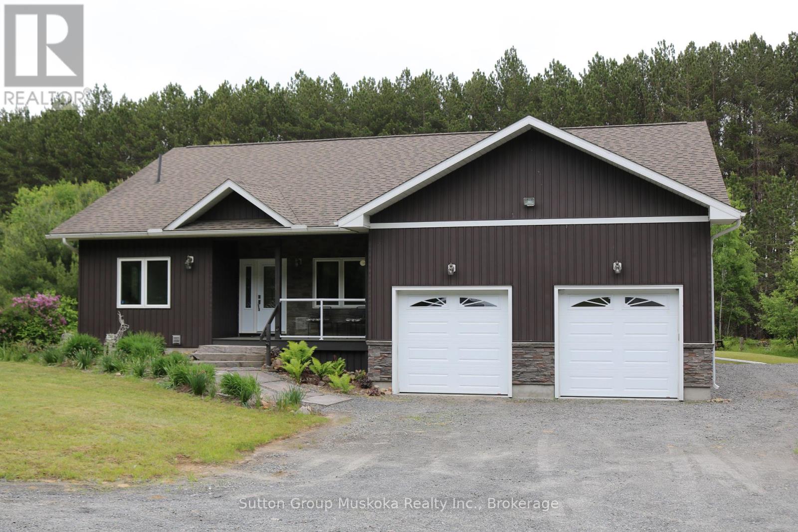 393 Skyhills Road Property Photo 1