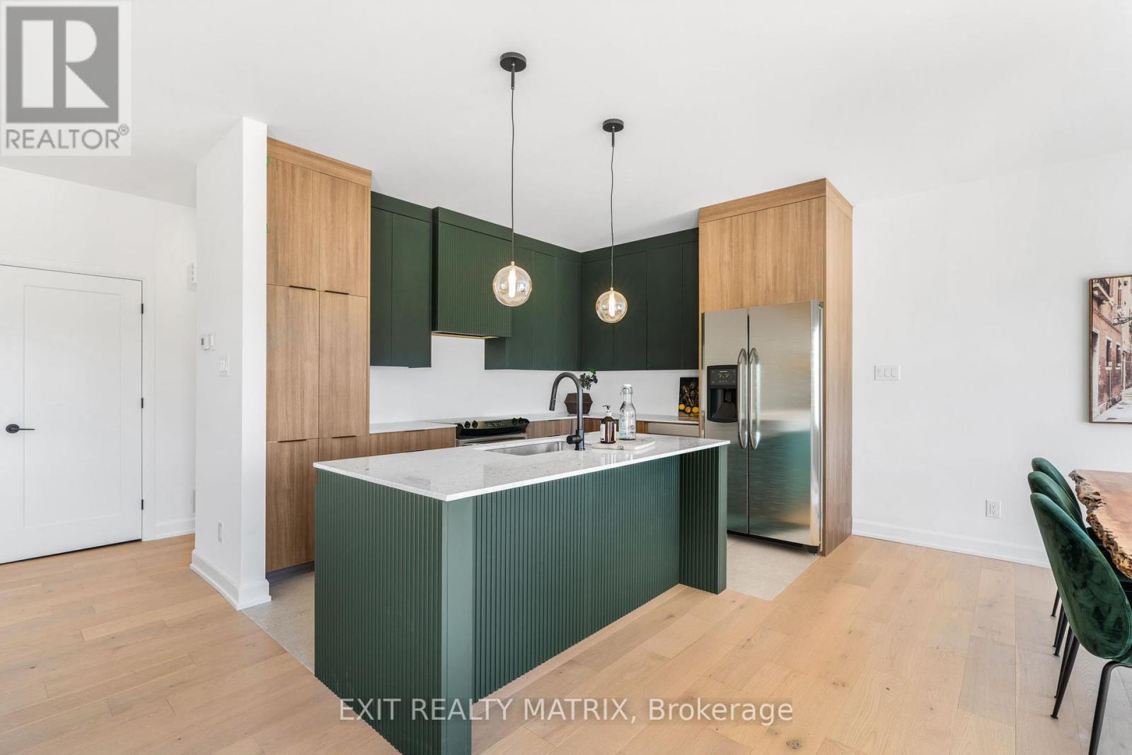 25 Mayer Street Property Photo 7