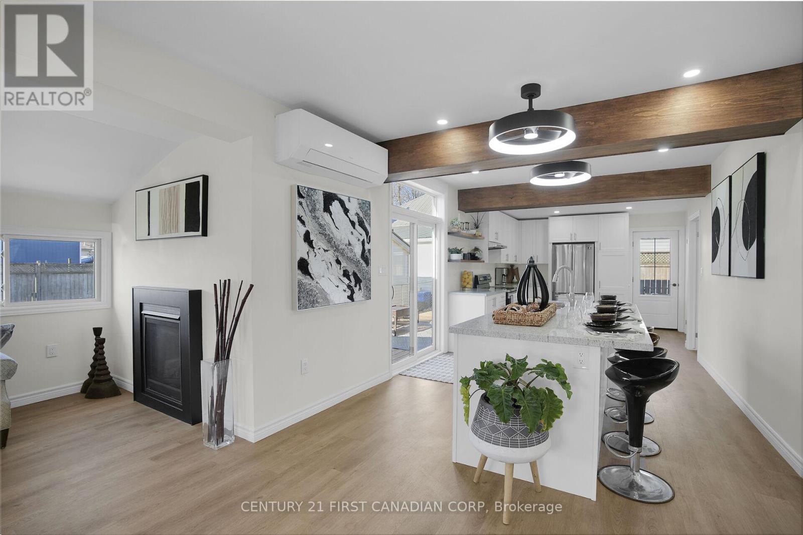 134 Maud Street Property Photo 1