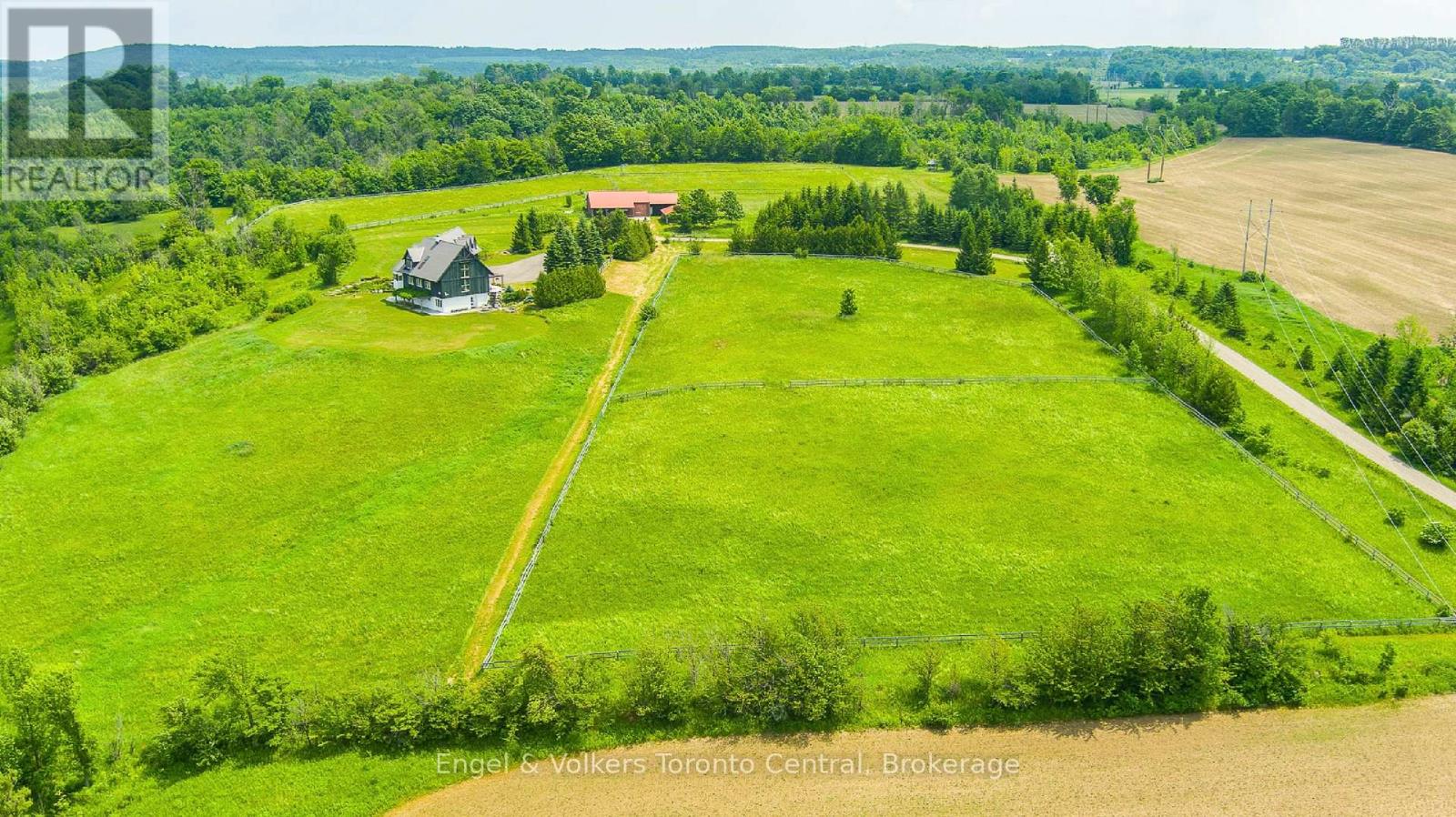 496083 Grey Road 2 Road Property Photo 1
