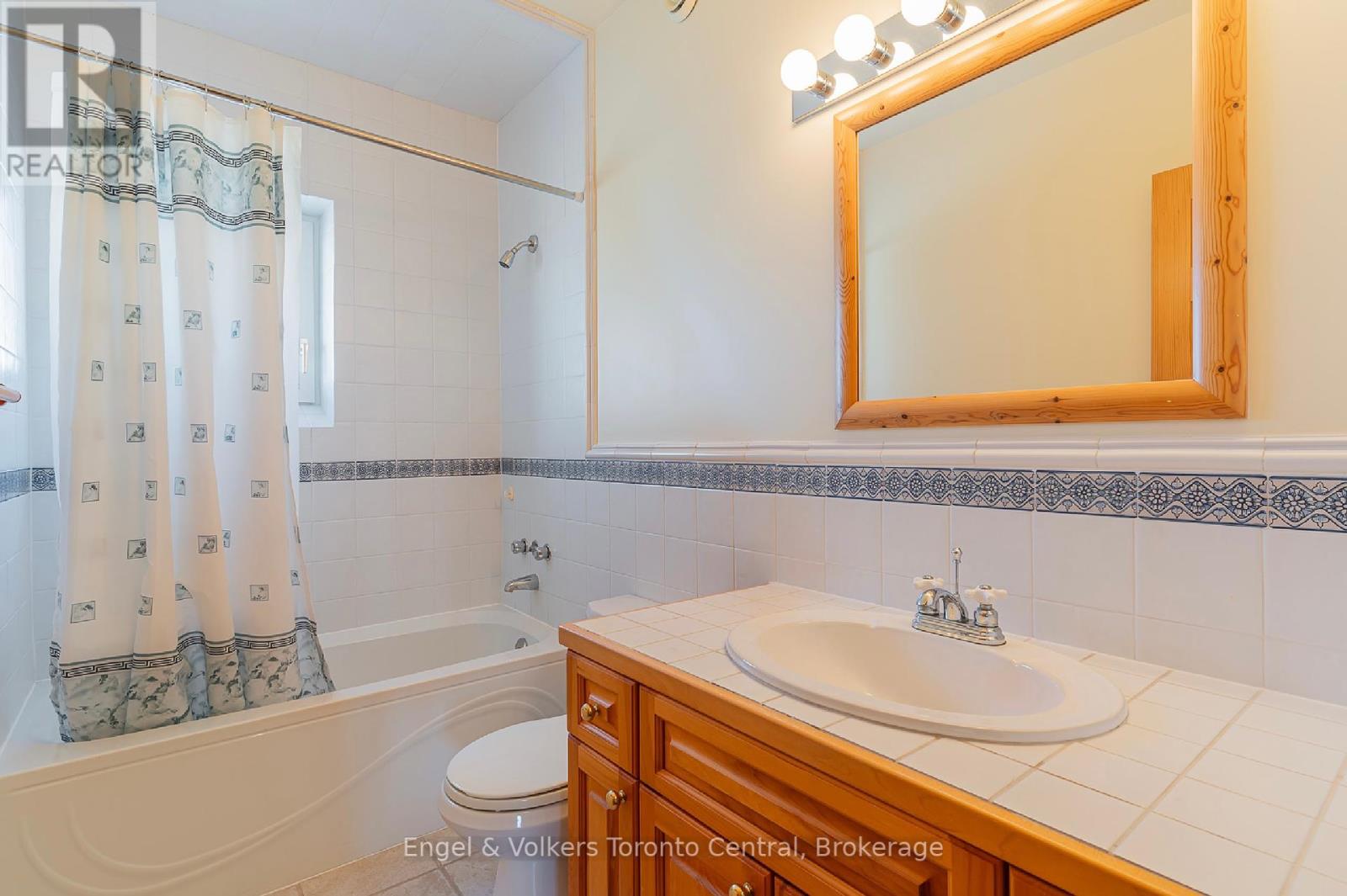 496083 Grey Road 2 Road Property Photo 22