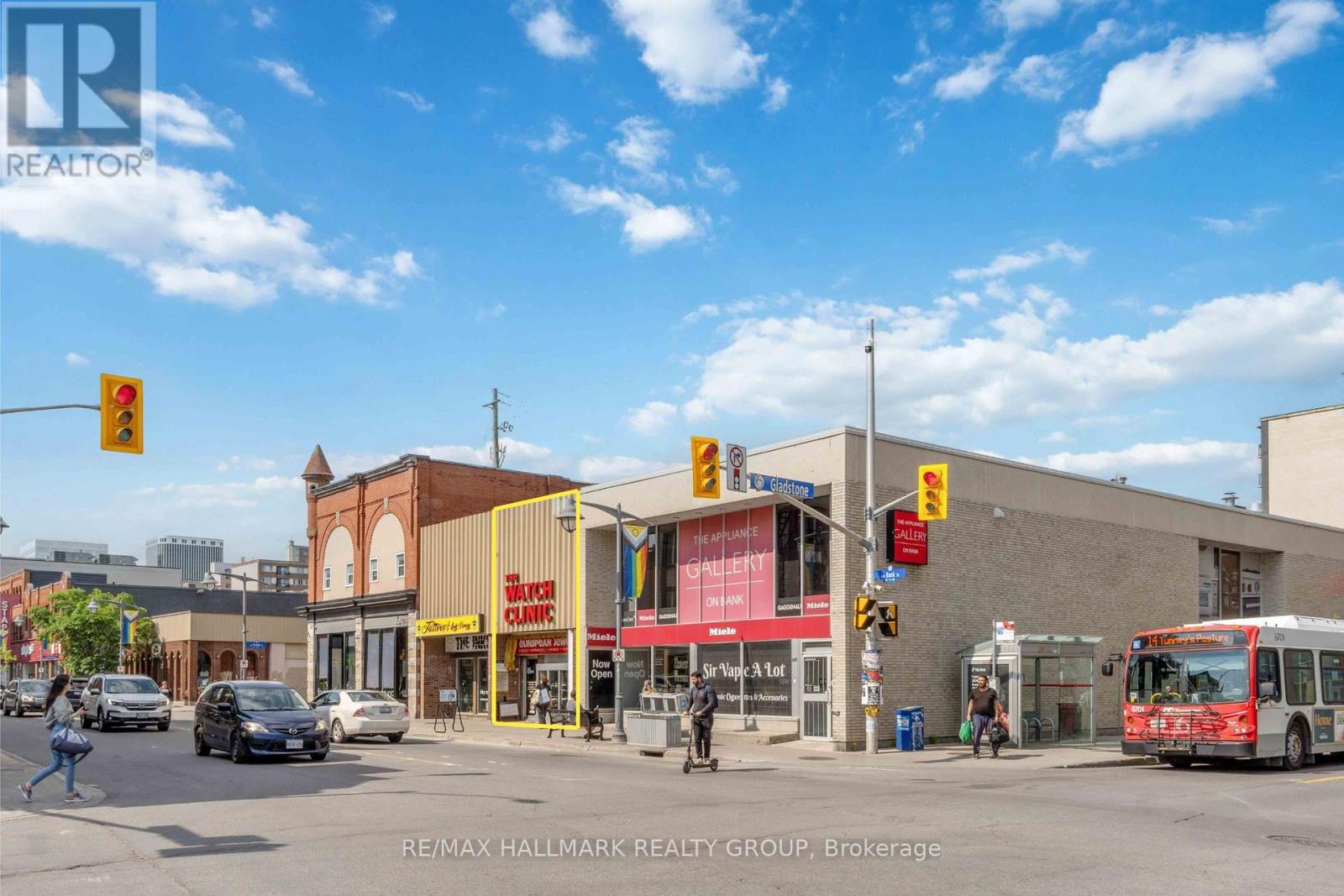 431 Bank Street Property Photo 2