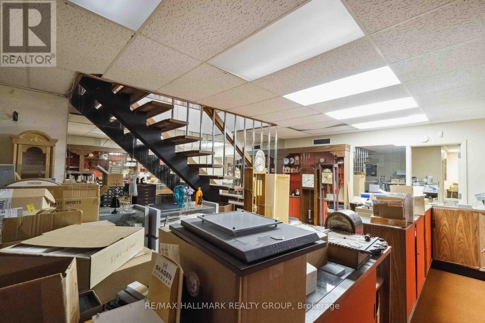 431 Bank Street Property Photo 13