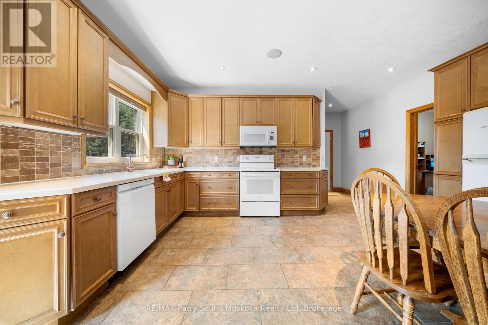 217 South Shore Road Property Photo 8