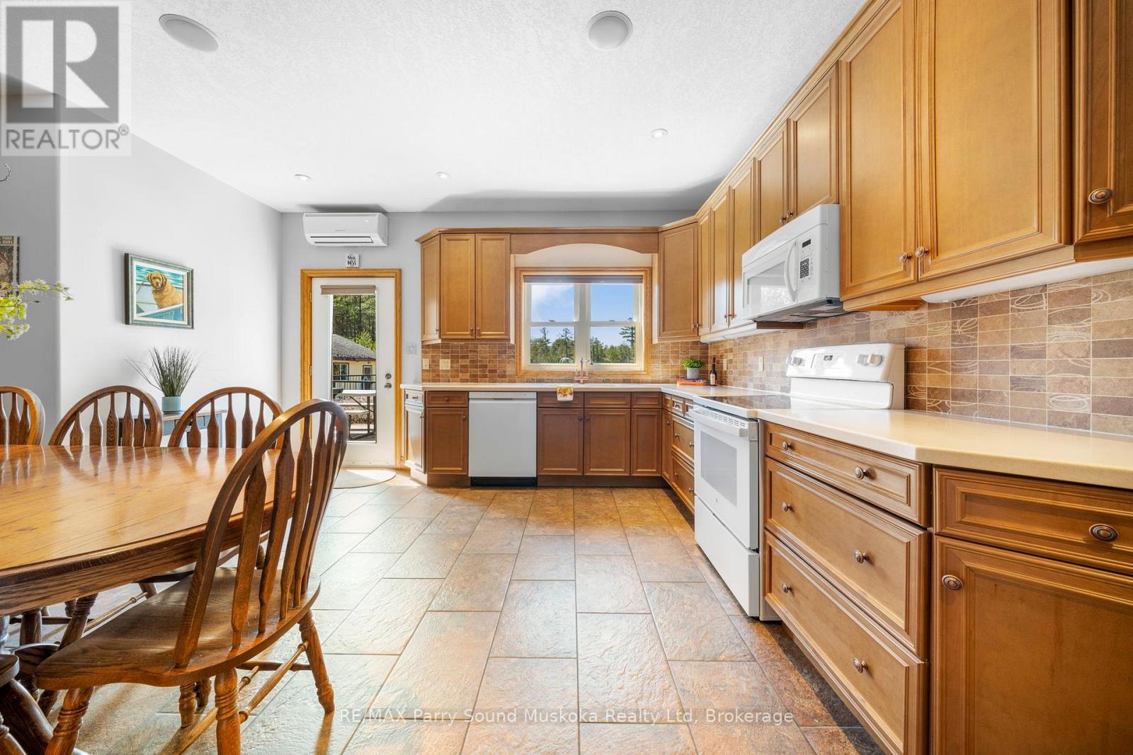 217 South Shore Road Property Photo 10