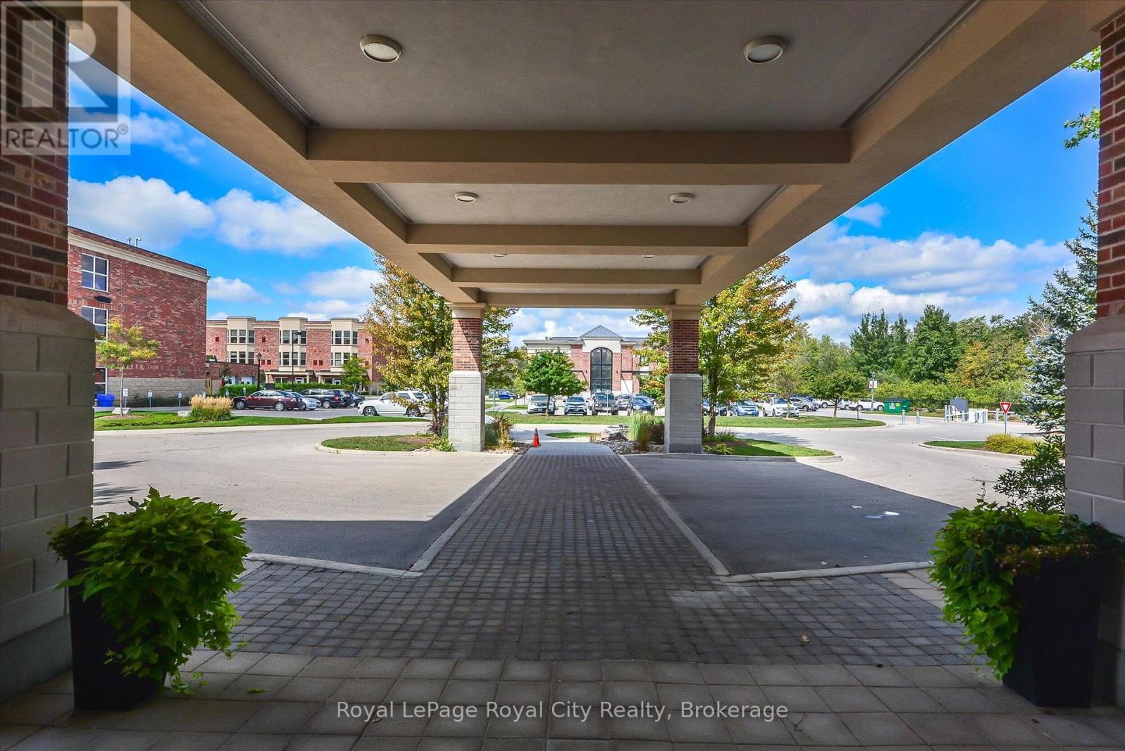 71 Bayberry Drive #112 Property Photo 6