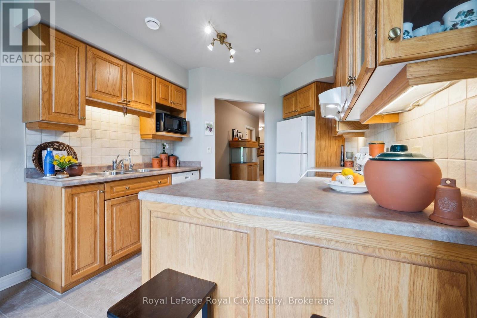 71 Bayberry Drive #112 Property Photo 38