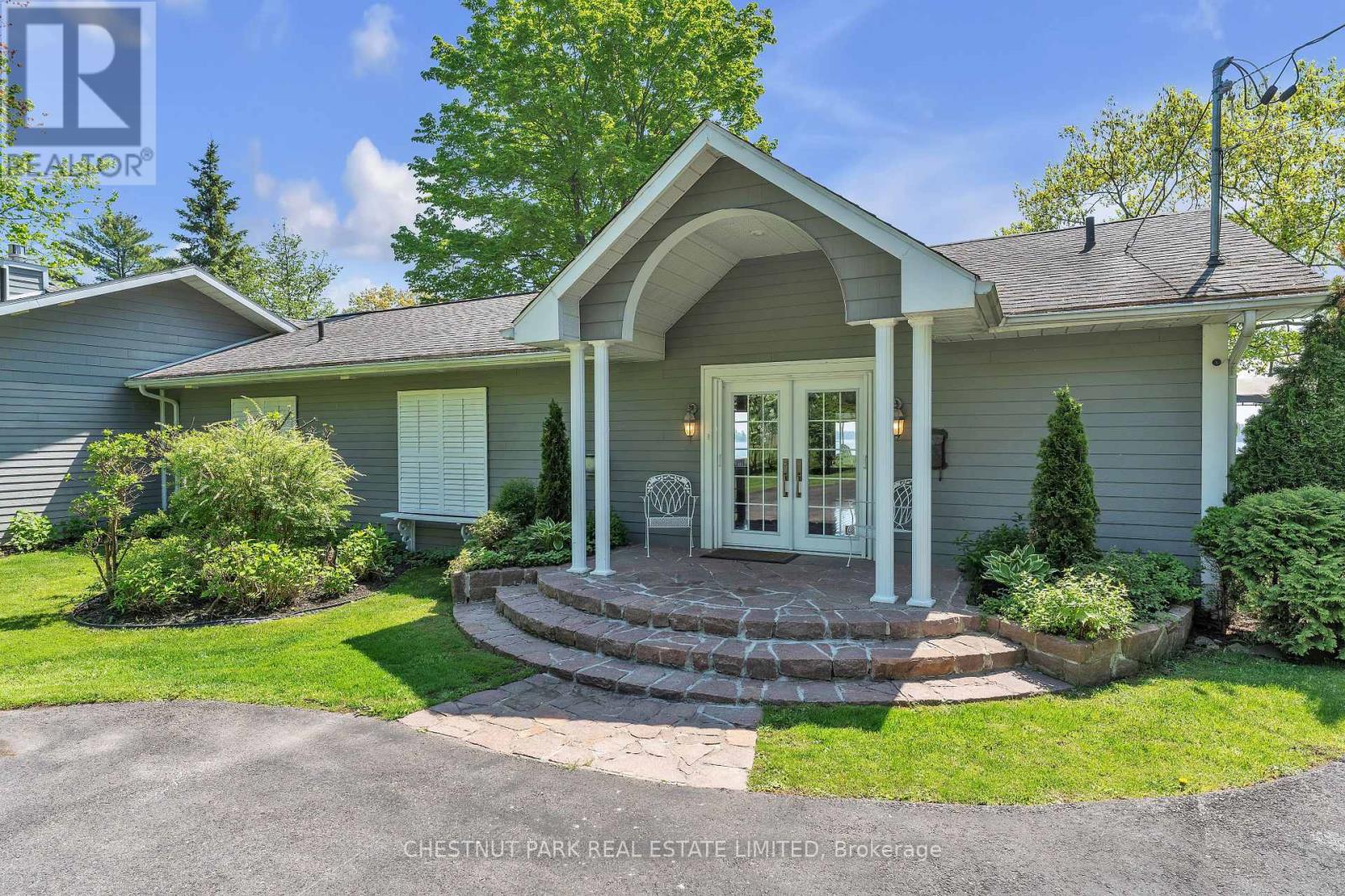 35 Riverview Drive Property Photo 8