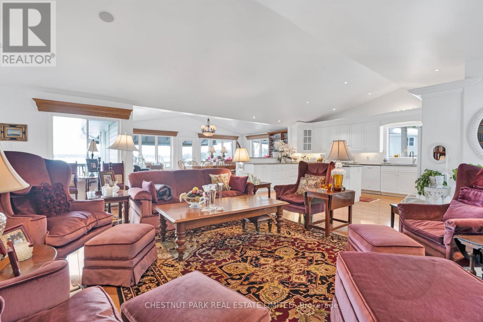 35 Riverview Drive Property Photo 12