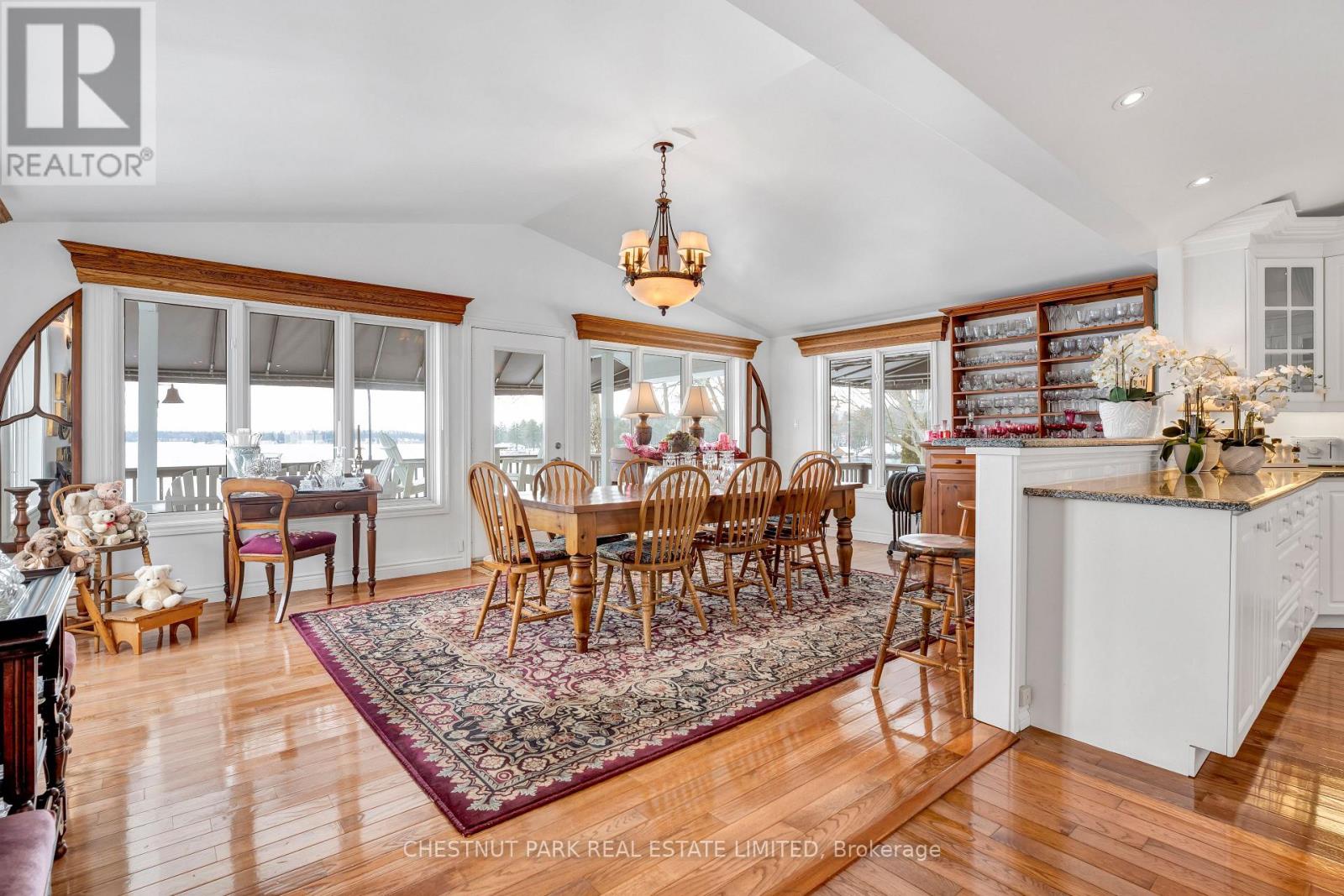 35 Riverview Drive Property Photo 14