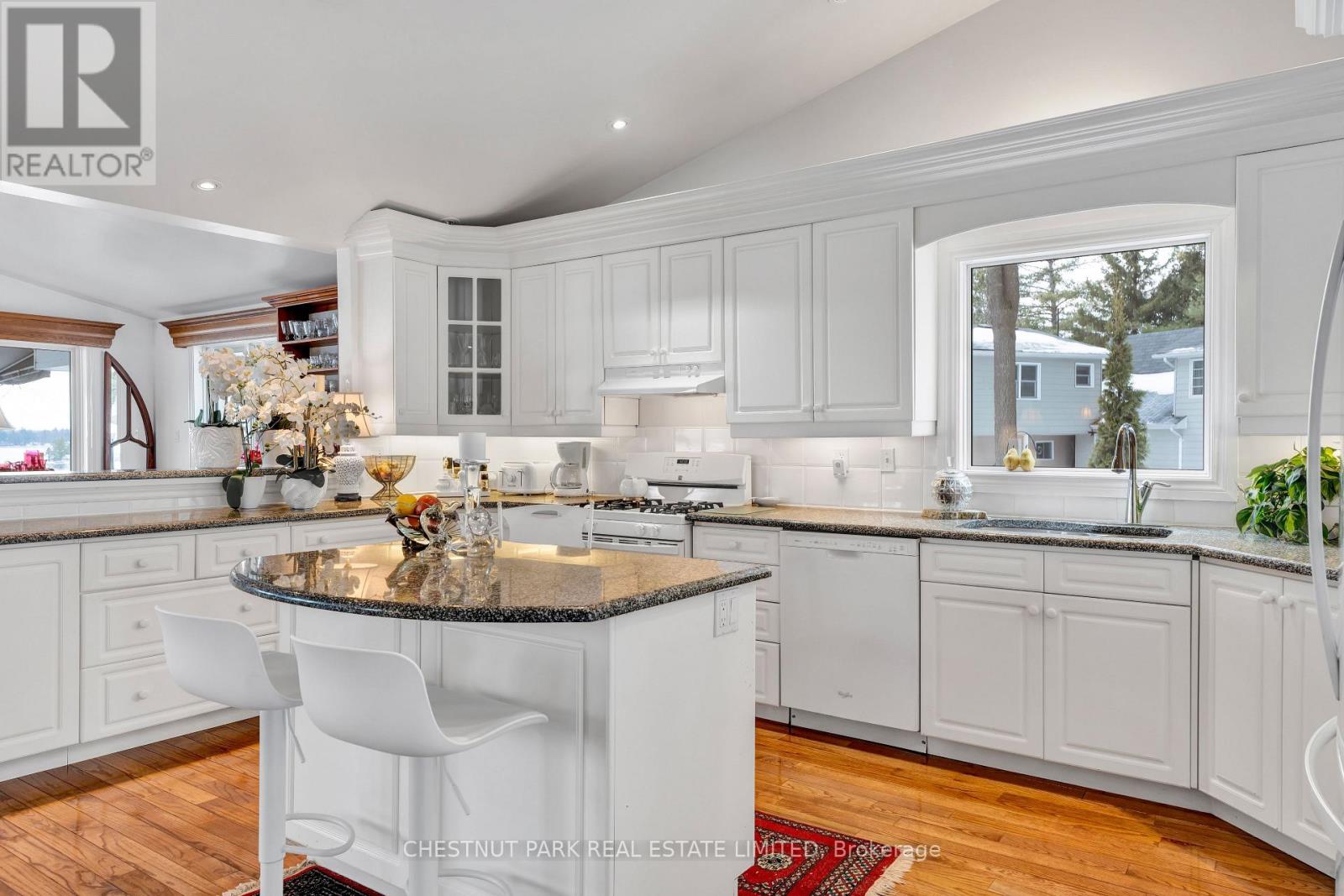 35 Riverview Drive Property Photo 17