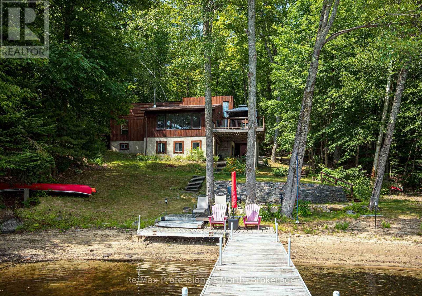 1008 Seven Dwarfs Crescent Property Photo 1