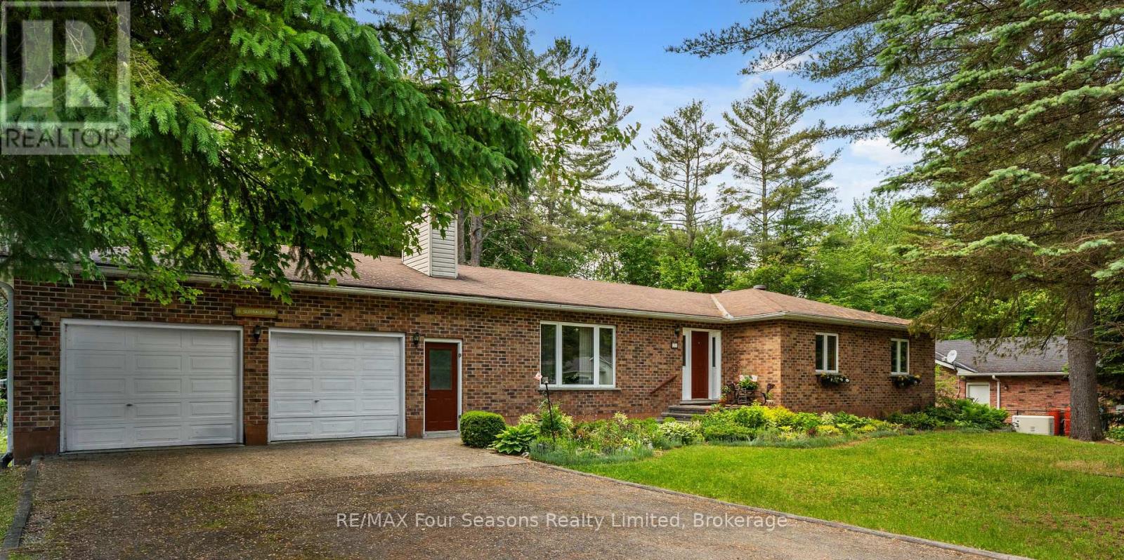 113 Glendale Road Property Photo 1