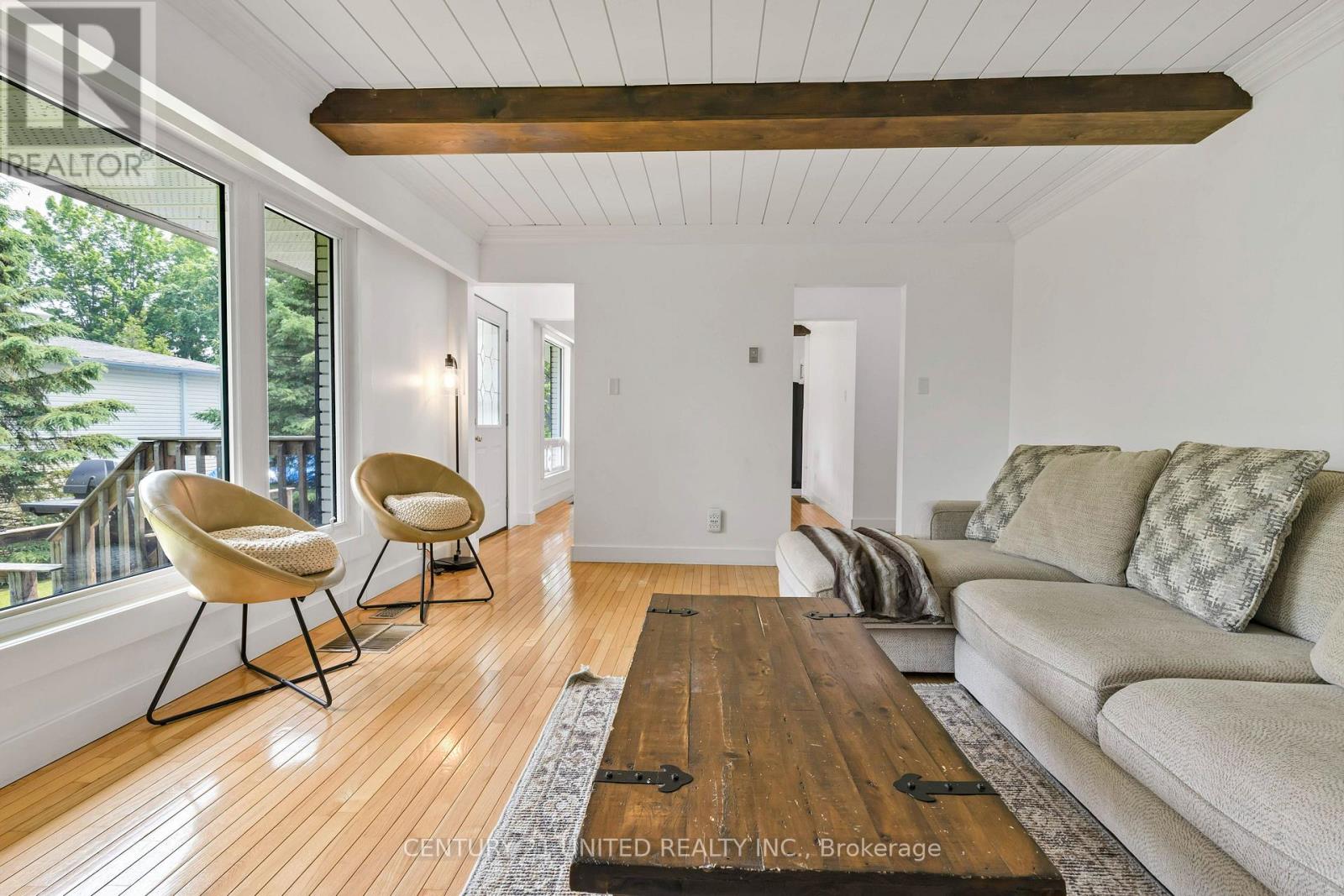 1749 Youngs Point Road Property Photo 14