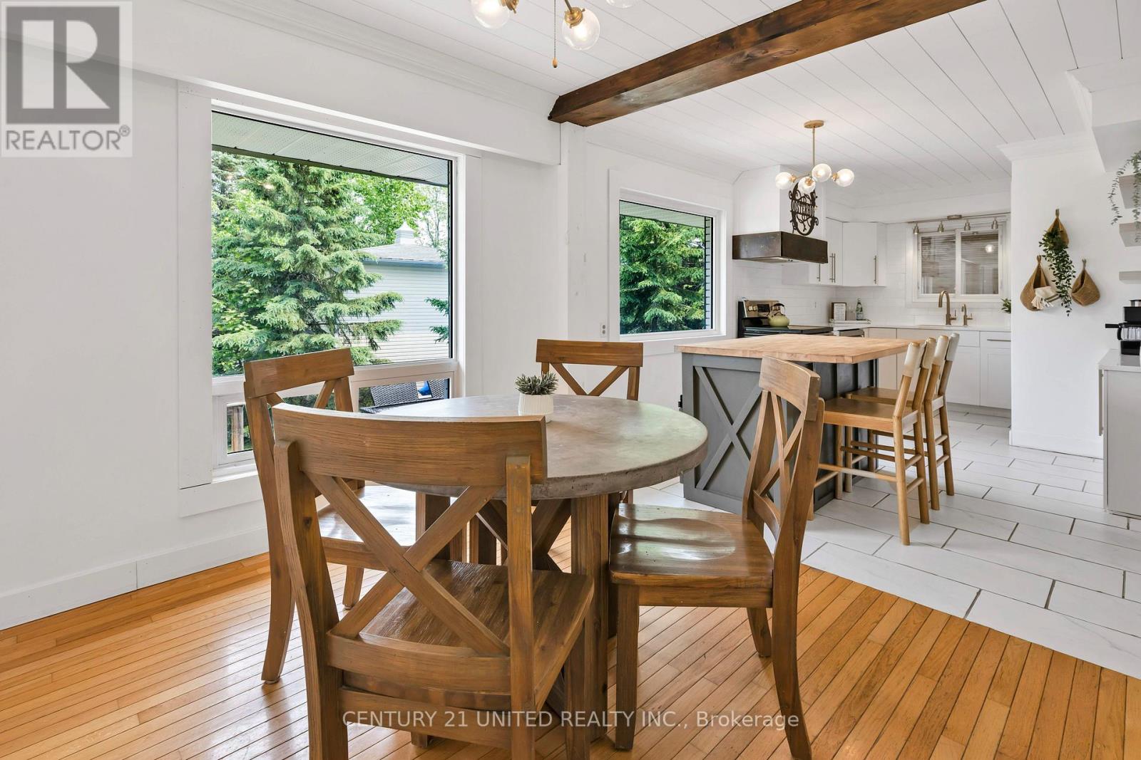 1749 Youngs Point Road Property Photo 19