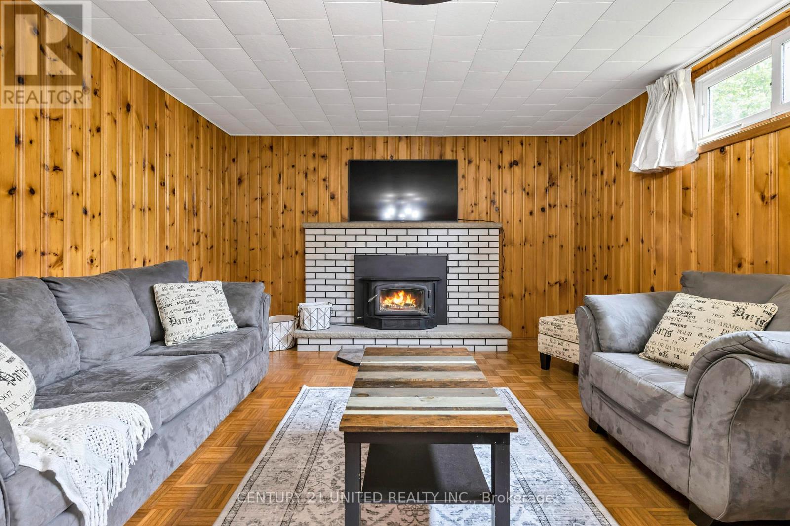 1749 Youngs Point Road Property Photo 40