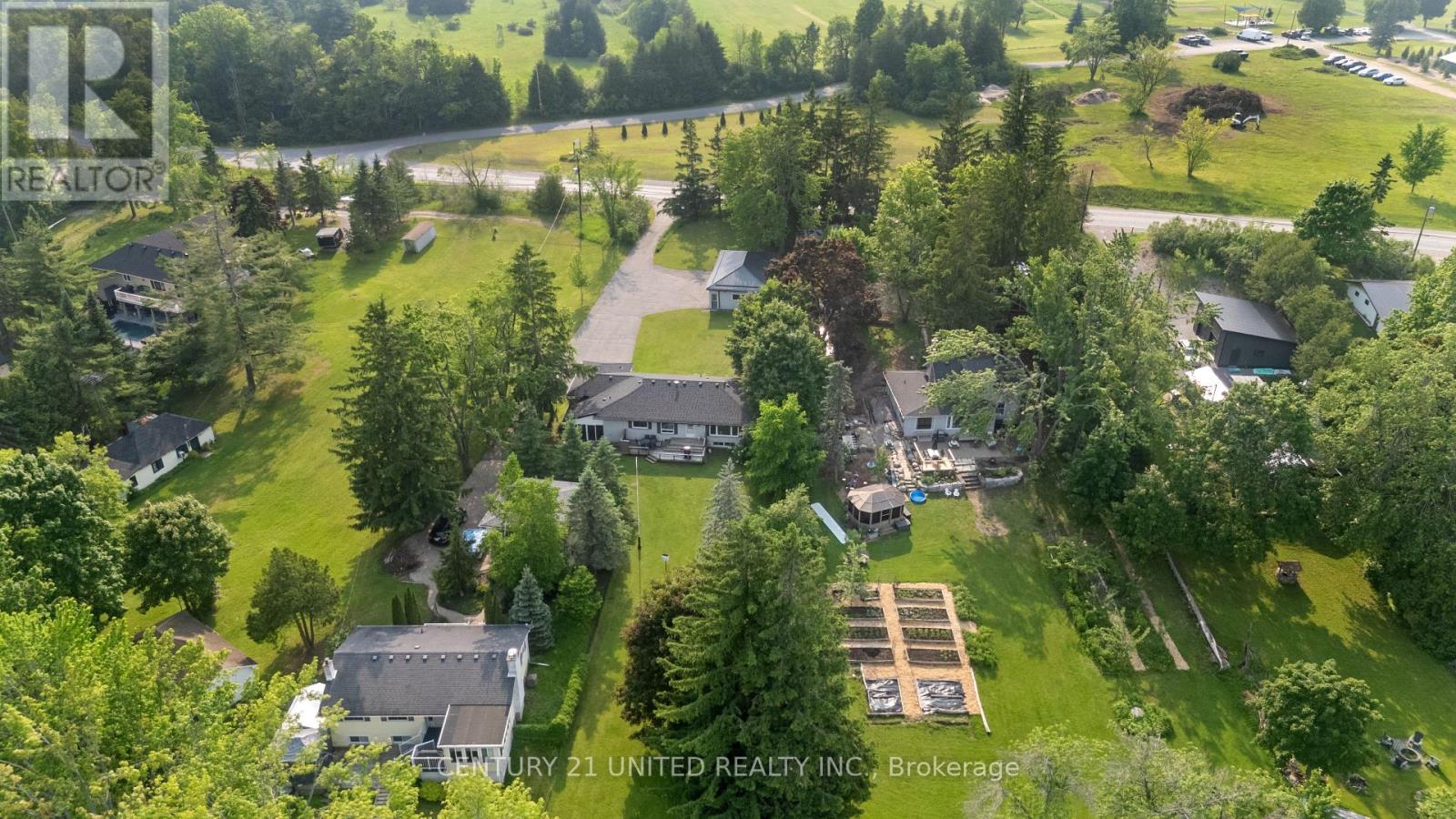 1749 Youngs Point Road Property Photo 47