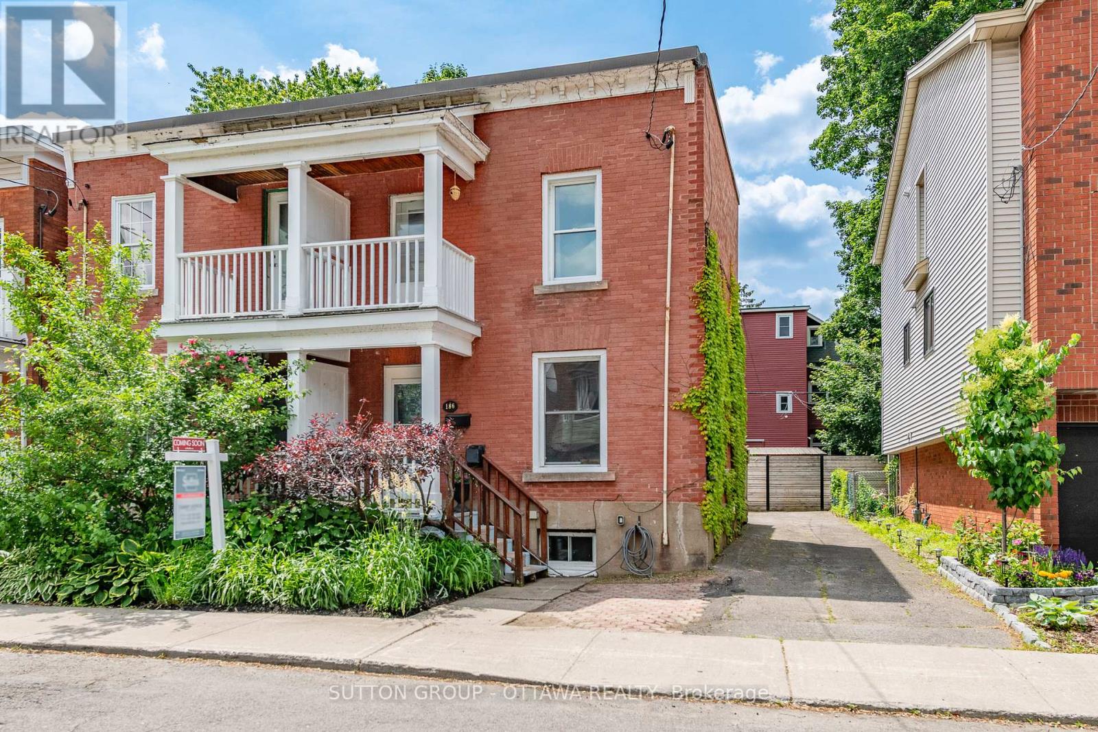 186 MCGILLIVRAY STREET Property Photo 1